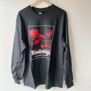 moodswings fwyh black red long sleeve crew neck tee
